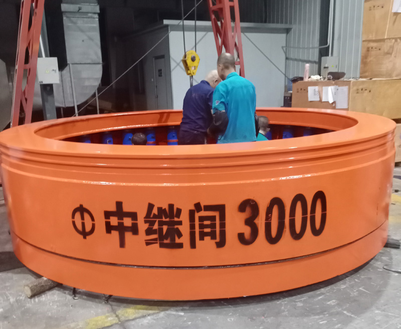 φ3000中继间